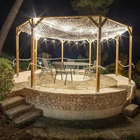 Cala 51 - With Sea View Holiday home